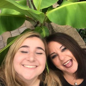 Meet your Posher, Cindy